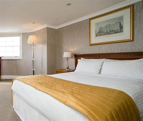 Hotel Rooms Blackheath | The Clarendon Hotel London