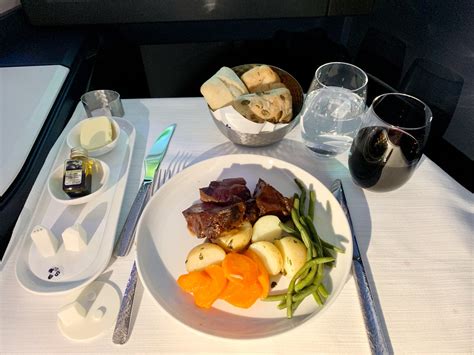 Review: WestJet's 787-9 in business class, London to Calgary