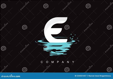 Dise O Del Logotipo De La Letra E Con Salpicaduras De Agua Gotas De