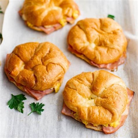 20 Easy Meal Prep Breakfast Recipes | The Everygirl