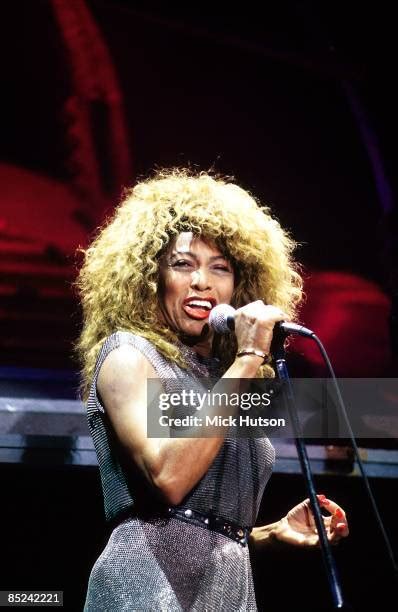 Tina Turner 1990 Photos And Premium High Res Pictures Getty Images