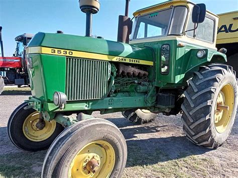 Tractor John Deere Agroads