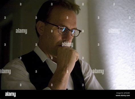 KEVIN COSTNER, MR. BROOKS, 2007 Stock Photo - Alamy