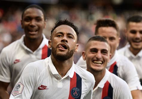 Match In Photos PSG Defeat Strasbourg In Stoppage Time PSG Talk