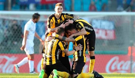 Peñarol vs Fénix los carboneros derrotaron 2 1 a los albivioletas y