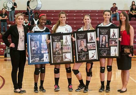 Volleyball Sweeps Nova Southeastern On Senior Day Official Site Of