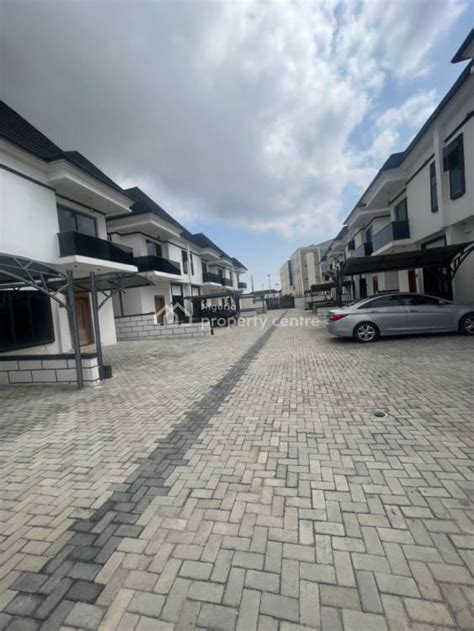 For Sale Standard 4 Bedrooms Semi Detached Duplex VGC Lekki Lagos