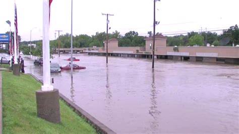 Kansas City Withstands Massive Flooding Nbc News