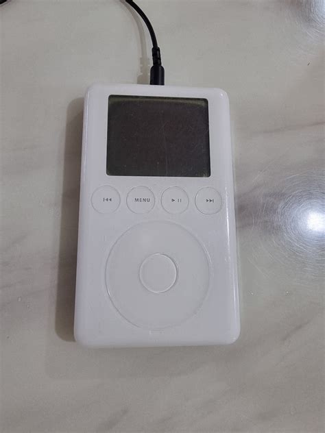 Apple Ipod Classic 3rd Gen 15gb Working But Display Spoilt Audio Portable Music Players On