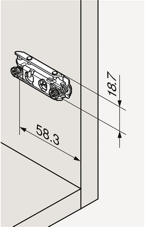 MONTAGEPLAAT EXPANDO BLUM CE indruk*Staal*Spreidmoffen* Furniture Fittings