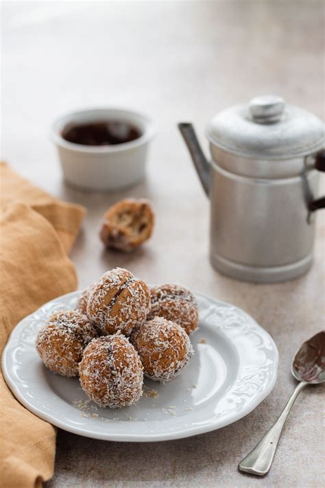 Baci Di Amaretti Nutella E Cocco Elvira Dolci E Cucina