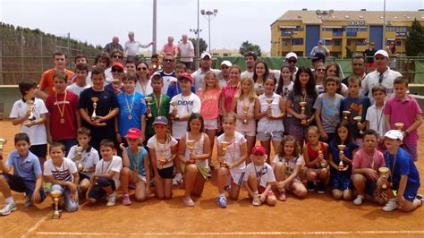 Alumnos Del Club De Tenis D Nia D Nia