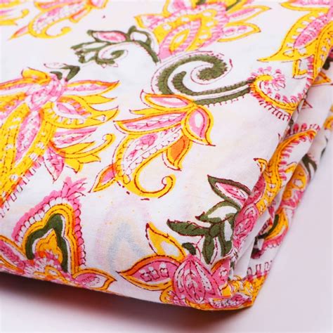 Cambric Woman S Cotton Hand Block Printed Fabric Exporter For Home