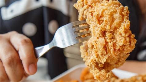 The Best And Worst Grocery Store Fried Chicken