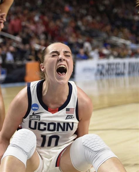 Pin By Jess Schwarz On The Womens Game Uconn Womens Basketball