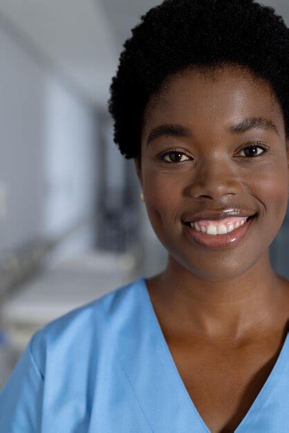 Premium Photo Portrait Of Happy African American Female Doctor