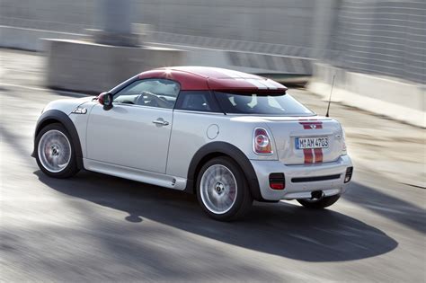 MINI Reveals Sporty 2012 Cooper Coupe [Image Gallery] - autoevolution