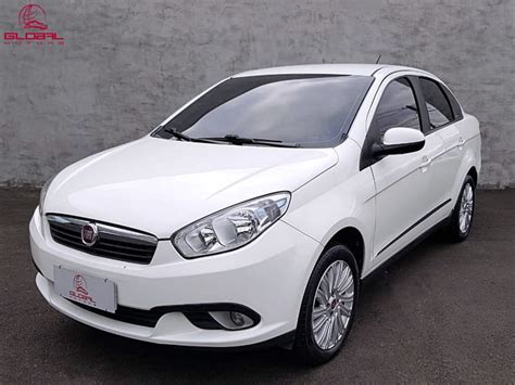 FIAT GRAND SIENA ESSENCE 1 6 16V FLEX MEC 2014 2015 FLEX em São José