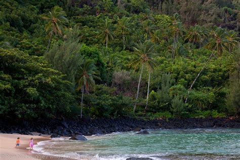 Ke'e Beach, Kauai, Hawaii | Photos by Ron Niebrugge