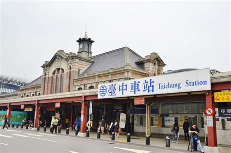 台中租機車兩天一夜旅遊 皇佳旅運 廣群租機車，學生優惠租車近台中火車站、宮原眼科 原味覺醒 Moni Moni