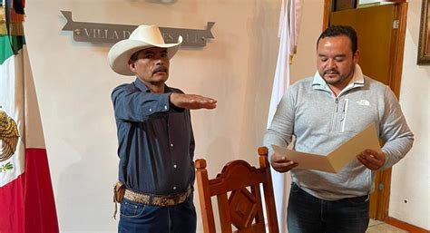 TOMA PROTESTA REGIDOR SUPLENTE EN EL CABILDO DE VILLA DE REYES El