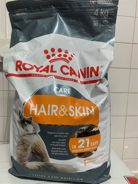 Royal Canin Hair Skin 4kg Pet Supplies Pet Food On Carousell