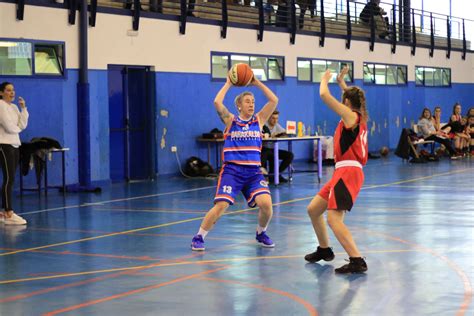 Baloncesto Dosa Salesianos Se Une A Pa Les Galtzagorri Para La Final