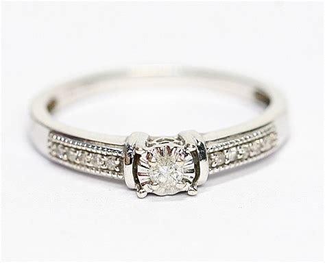 Stunning Sparkling Vintage 9ct White Gold Diamond Engagement Ring Fully Hallmarked Size O Or