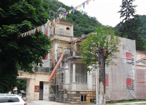 Peste 15 milioane de euro ajung în Caraș Severin pentru restaurarea