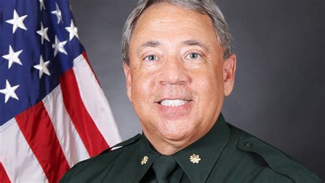 Sarasota Sheriffs Major Is Suspended