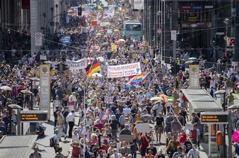 Germania Cuprins De Proteste For Ele De Ordine Au Intervenit N