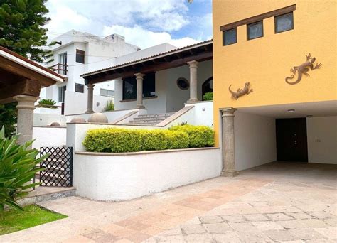 Venta Casas Juriquilla Villas Del Meson Lamudi Mx