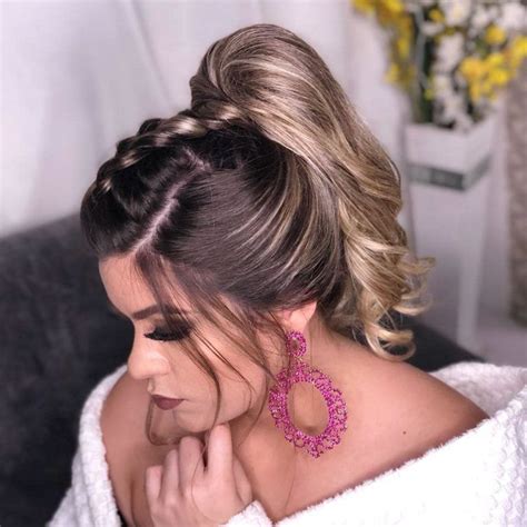 Penteados Para Cabelo Curtos 2019 → Fotos E Passo A Passo