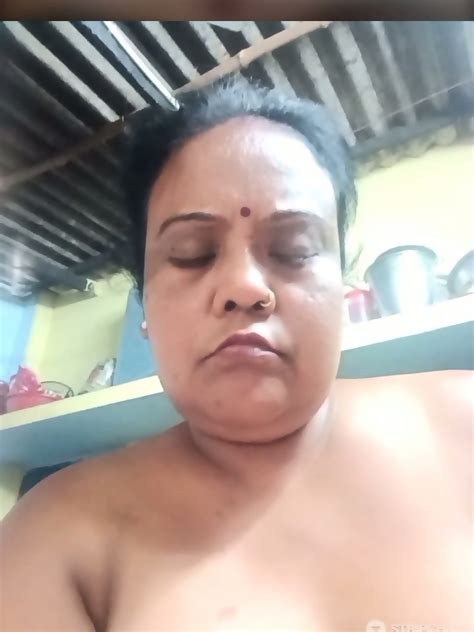 Desi Stripchat Soumi Bhabi Big Ass Pussy Fingering