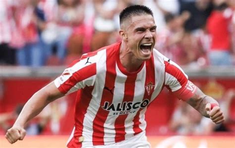 Atlas Uros Djurdjevic Es Oficialmente Nuevo Zorro