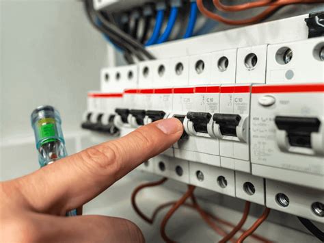 Elektrik Sigortaları Nedir Çeşitleri Nelerdir Çalışma Prensibi