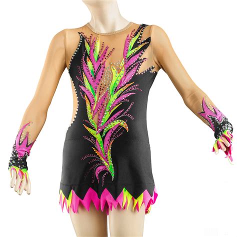 Купальник для художественной гимнастики для выступлений - 90 фото