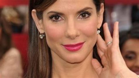 Sandra Bullock A Donat 1 Milion De Dolari Pentru Victimele Dezastrului