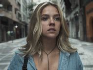 Naked Gabi Lopes In Selling Illusions