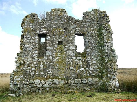 Fala Luggie Tower Zamki Szkocji