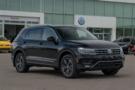 New Volkswagen Tiguan Highline T Sp At W Tip M For Sale