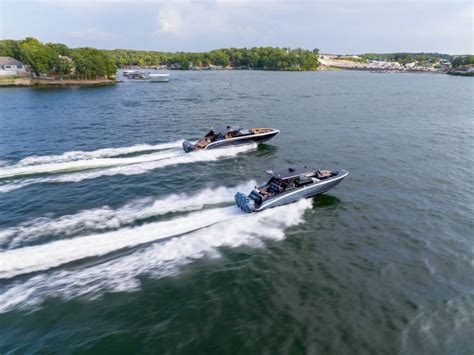 Lake of the Ozarks - Mystic Powerboats