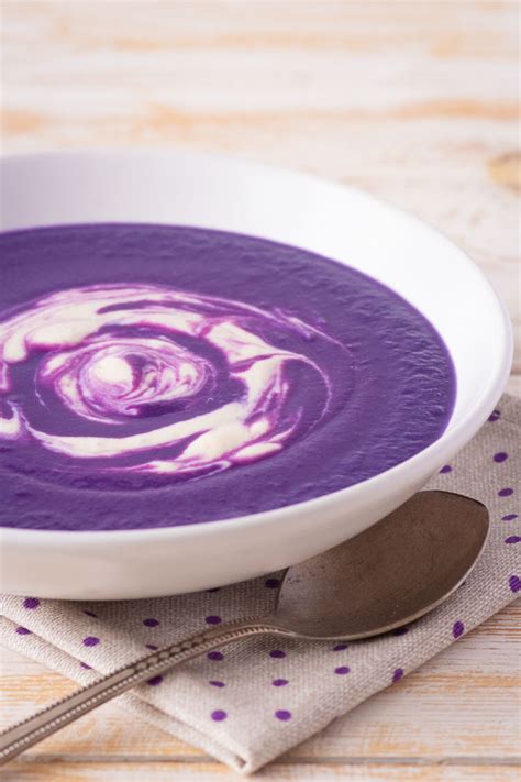 Purple cabbage soup - Slavic Vegan