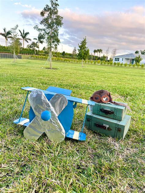 DIY Airplane Costume - Treasure Coast Mom