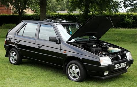 L568 GJX 1994 Skoda Favorit GLXi Black Line Supplied By F Flickr