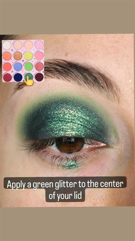 Holiday green eyes 🎄💚 | Christmas eye makeup, Eye makeup, Eye makeup by ...