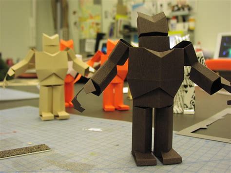 joes robots  view   robots huddled lovingly tog flickr
