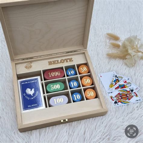 Coffret Belote Bois 90 Jetons Cartes Cie