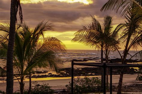 Playa Bonita a beautiful rocky beach to watch sunsets