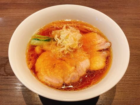 『鮭だしらぁ麺』支那そばや 本店のレビュー ラーメンデータベース